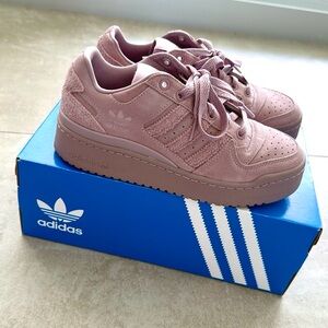 Brand new adidas sneakers size 6.5